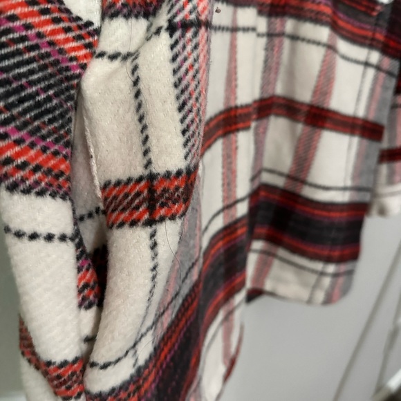 Universal Thread Plaid Shacket - Size large - Picture 9 of 12